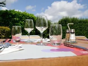 Hotel Campanile Reims Est -