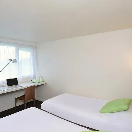 Hotel Campanile Reims Est -