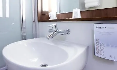 Campanile Reims Est - Hotel