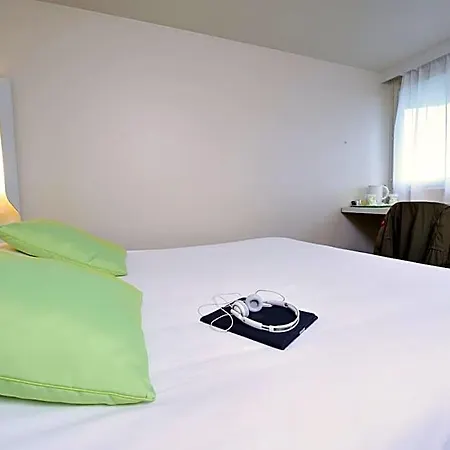 Campanile Reims Est -