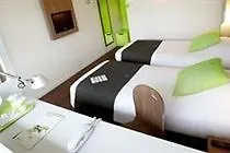 ホテル Campanile Reims Est -
