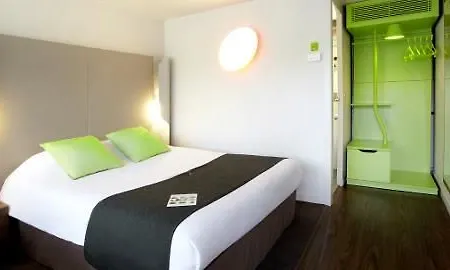 Campanile Reims Est - Hotel 3*