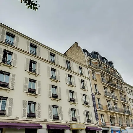 Campanile Reims Est - 3* 타이시
