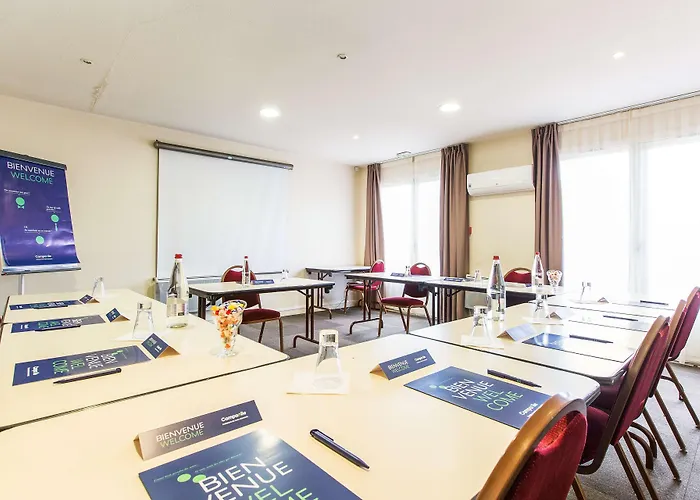 Campanile Reims Est -