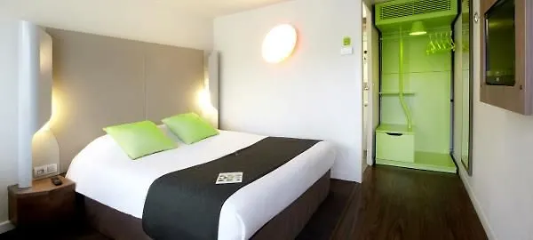 Campanile Reims Est - Otel 3*